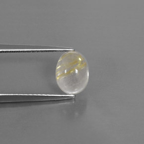 1.68カラットの天然無色＆ゴールドルチルクォーツ（8.3×6.3 mm・透明）