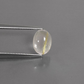 1.54カラットの天然無色＆ゴールドルチルクォーツ（8.1×6 mm・透明）