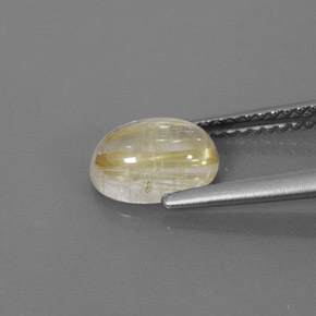 1.54カラットの天然無色＆ゴールドルチルクォーツ（8.4×6.2 mm・透明）