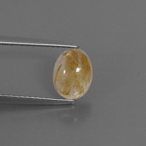 1.48カラットの天然無色＆ゴールドルチルクォーツ（8.3×6.2 mm・透明）