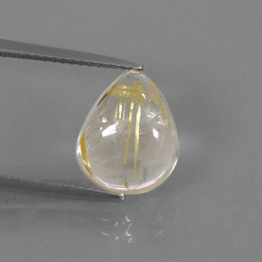 4.61カラットの天然無色＆ゴールドルチルクォーツ（11.8×9.6 mm・洋梨の形）