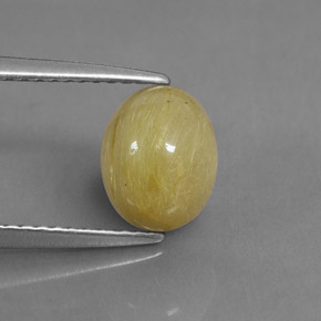1.89カラットの天然無色＆ゴールドルチルクォーツ（8.3×6.6 mm・オーバルカット）