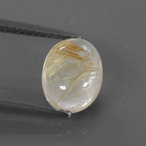 1.97カラットの天然無色＆ゴールドルチルクォーツ（9.1×7.1 mm・透明）