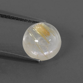 2.63カラットの天然無色＆ゴールドルチルクォーツ（8.12 mm・ラウンドカット）