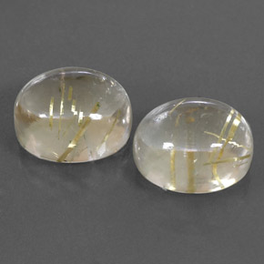 カラットの天然無色＆ゴールドルチルクォーツ（12.3×10.2 mm・オーバルカット）