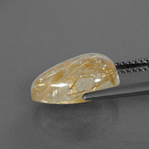 4.25カラットの天然無色＆ゴールドルチルクォーツ（12.8×9.1 mm・透明）