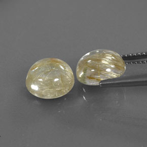 カラットの天然無色＆ゴールドルチルクォーツ（8.94 mm・透明）