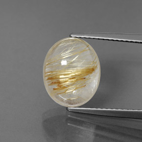 5.21カラットの天然無色＆ゴールドルチルクォーツ（11.9×9.8 mm・透明）