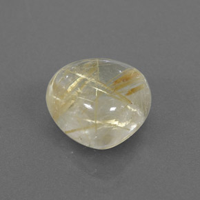 3.69カラットの天然無色＆ゴールドルチルクォーツ（9.8×9.8 mm・透明）