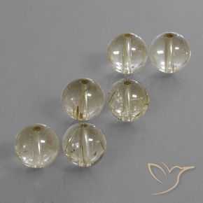 35.88カラットの天然ウォームホワイトルチルクォーツ（9.45 mm・球体 / ボール）