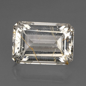 26.62カラットの天然ゴールデンルチルトパーズ（19.1×13.2 mm・透明）