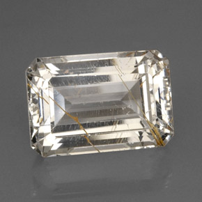26.62カラットの天然ゴールデンルチルトパーズ（19.1×13.2 mm・透明）
