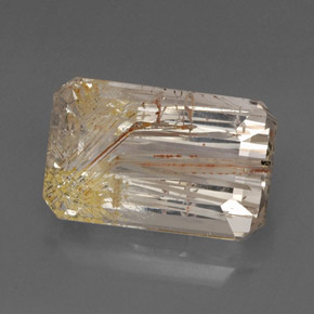 22.46カラットの天然ゴールデンルチルトパーズ（19.4×12.3 mm・透明）