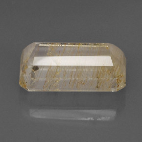 17.73カラットの天然ゴールデンルチルトパーズ（18.6×10.9 mm・透明）