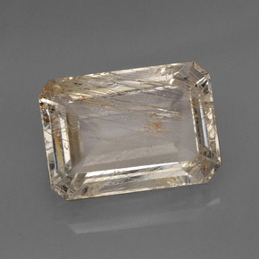 20.31カラットの天然ゴールデンルチルトパーズ（18×12.8 mm・透明）