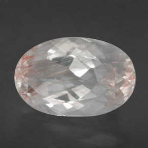 13.78カラットの天然ゴールデンルチルトパーズ（17.9×11.5 mm・オーバルカット）