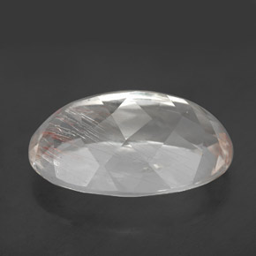 13.78カラットの天然ゴールデンルチルトパーズ（17.9×11.5 mm・オーバルカット）