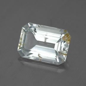 4.75カラットの天然ゴールデンルチルトパーズ（11.5×8.1 mm・エメラルドカット）