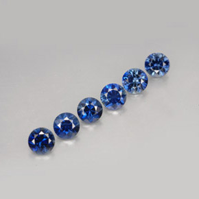 カラットの天然コーンフラワーブルーサファイア（4.18 mm・ラウンドカット）