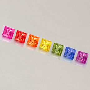 カラットの天然マルチカラーサファイア（2.7×2.7 mm・四角）