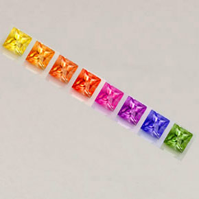 カラットの天然マルチカラーサファイア（2.6×2.6 mm・四角）