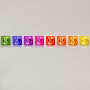 カラットの天然マルチカラーサファイア（2.6×2.6 mm・四角）