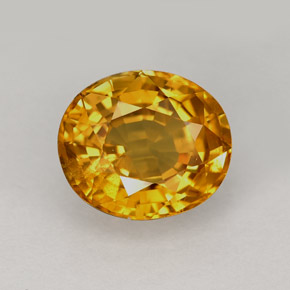 2.49カラットの天然ゴールデンイエローサファイア（8.3×7.1 mm・オーバルカット）