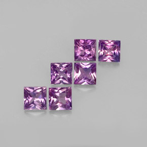 カラットの天然ピンクがかった紫サファイア（3×3 mm・四角）