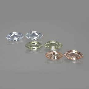 カラットの天然マルチカラーサファイア（8×4.1 mm・マーキス）