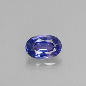 0.60カラットの天然ブルーバイオレットサファイア（6×4.1 mm・オーバルカット）