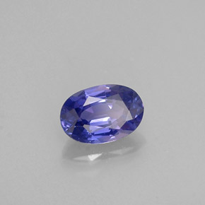 0.60カラットの天然ブルーバイオレットサファイア（6×4.1 mm・オーバルカット）