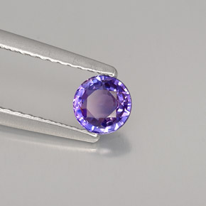 0.51カラットの天然バイオレットサファイア（4.80 mm・ラウンドカット）