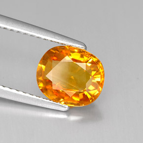 1.96カラットの天然ゴールデンイエローサファイア（8.3×7 mm・オーバルカット）