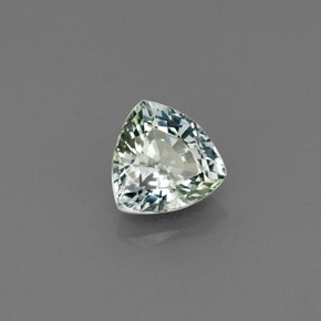 1.11カラットの天然青みがかった緑サファイア（6.2×6.1 mm・トリリアント）