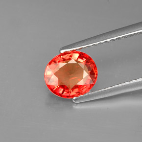 1.54カラットの天然レッドオレンジサファイア（7.3×6.3 mm・オーバルカット）