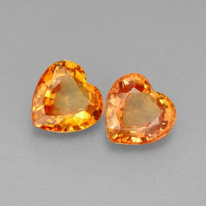 カラットの天然マンダリンオレンジサファイア（6.2×6.1 mm・ハート型）