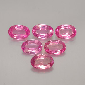 カラットの天然パープルピンクサファイア（6×4 mm・オーバルカット）