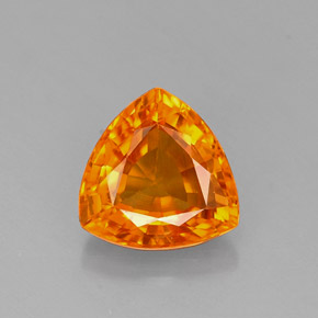 1.04カラットの天然マンダリンオレンジサファイア（6.2×6.2 mm・トリリアント）