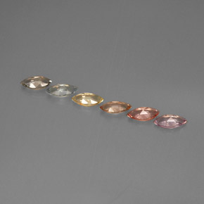 カラットの天然マルチカラーサファイア（7×3.6 mm・マーキス）