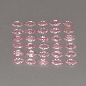 カラットの天然ピンクサファイア（3.9×2 mm・マーキス）