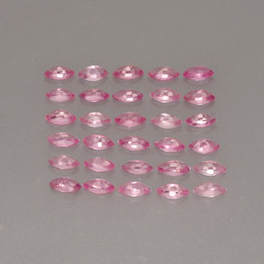 カラットの天然ピンクサファイア（3.9×2 mm・マーキス）