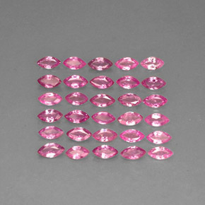 カラットの天然ピンクサファイア（4.2×2.1 mm・マーキス）
