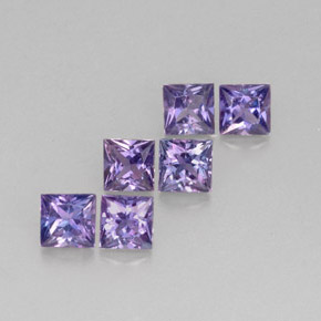 カラットの天然ピンクがかった紫サファイア（2.8×2.8 mm・四角）