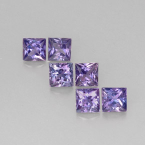 カラットの天然ピンクがかった紫サファイア（2.8×2.8 mm・四角）