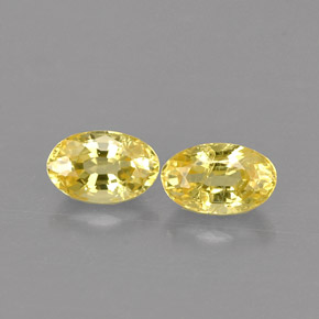 カラットの天然イエローサファイア（5×3.2 mm・オーバルカット）