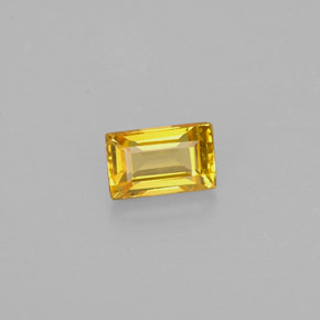 0.42カラットの天然ゴールデンイエローサファイア（4.9×3.1 mm・バゲット）