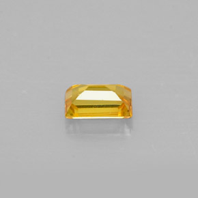 0.42カラットの天然ゴールデンイエローサファイア（4.9×3.1 mm・バゲット）