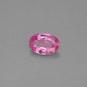 0.53カラットの天然ピンクサファイア（6×4.1 mm・オーバルカット）