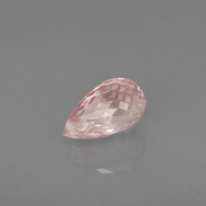 1.12カラットの天然ピンクオレンジサファイア（7.1×4.4 mm・ブリオレット）