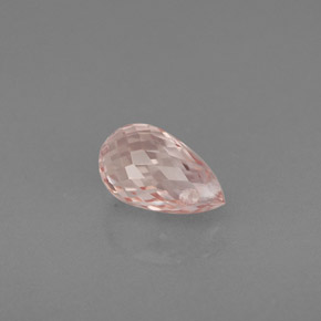 1.12カラットの天然ピンクオレンジサファイア（7.1×4.4 mm・ブリオレット）